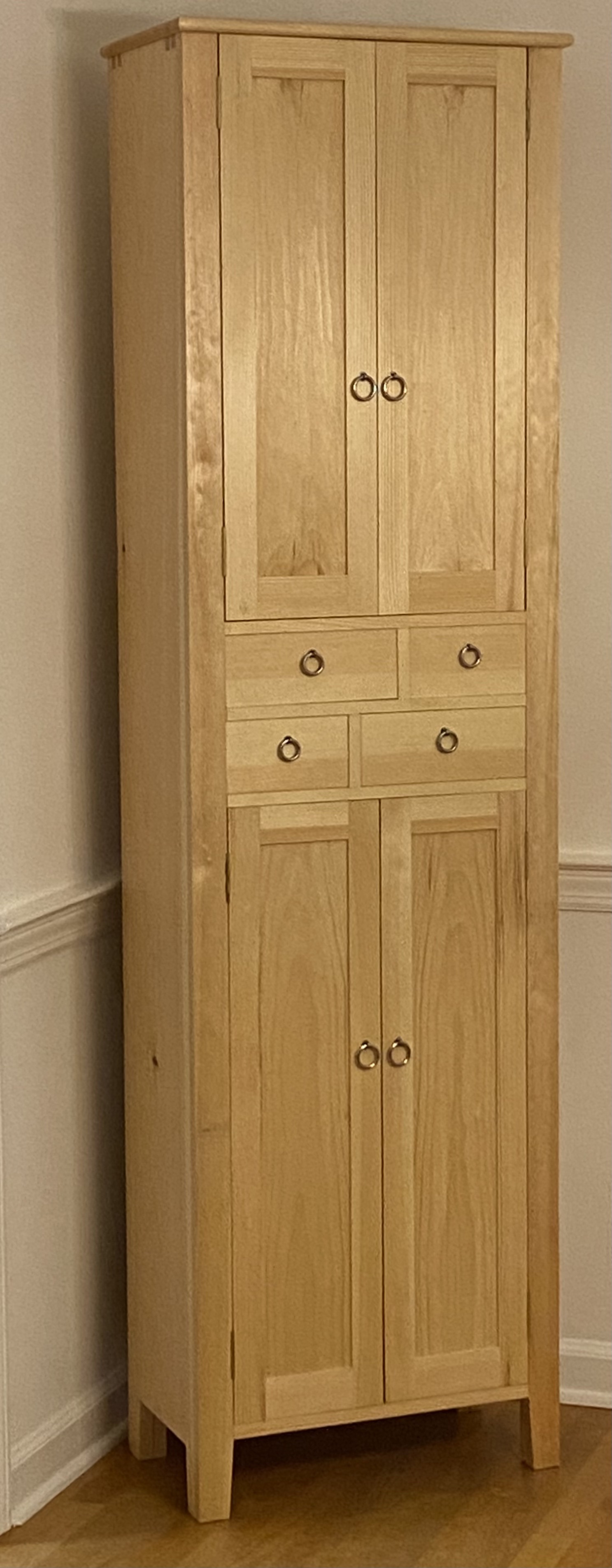 Chimney cupboard in eastern white pine